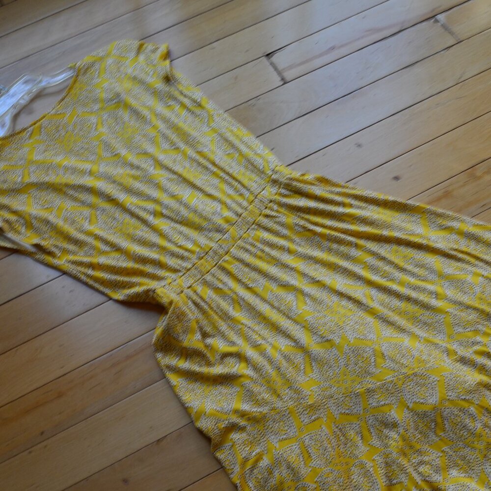 Maeve Yellow Patterned High-Low Dress - Picture 10 of 12